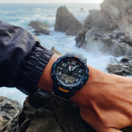 CASIO PRO TREK